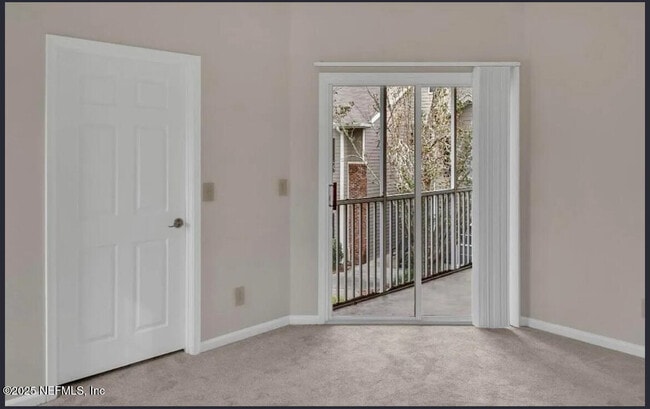 Building Photo - 3938 Hendricks Ave