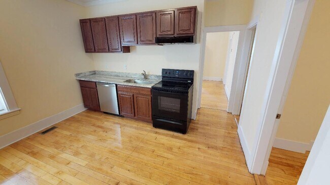 Primary Photo - 245 Prospect St