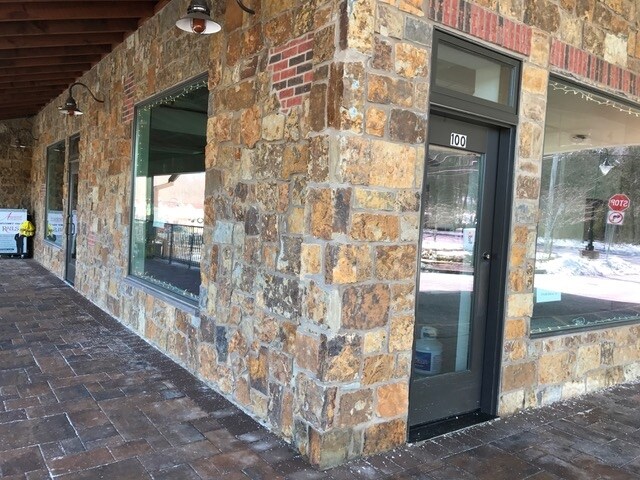 Building Photo - Towaco Crossing