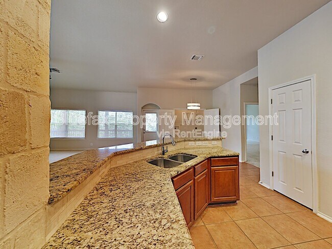 Building Photo - 3619 Sweet Olive