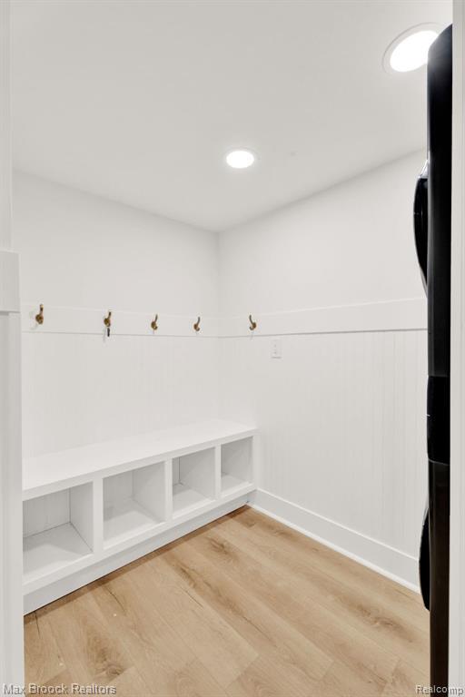 Building Photo - 7011 White Pine Dr