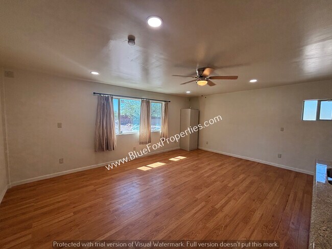 Building Photo - 2490 W Dante Way