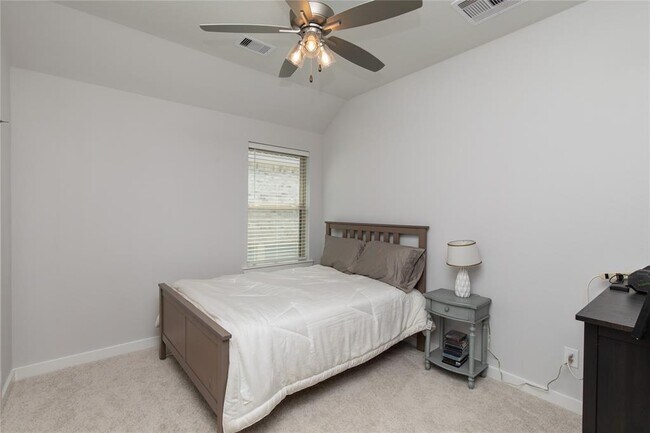 Building Photo - 19722 Upper Canyon Ct