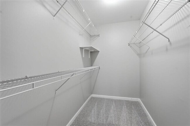 Building Photo - 770 Glastonbury Ct