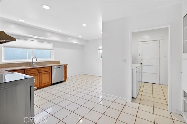 Building Photo - 1621 S Atlantic Blvd