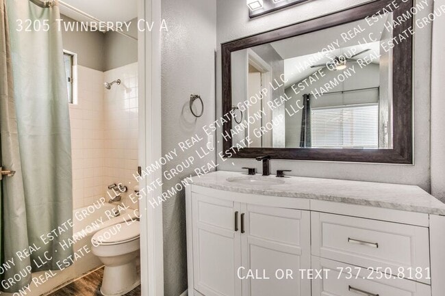 Building Photo - 3205 Twinberry Cove