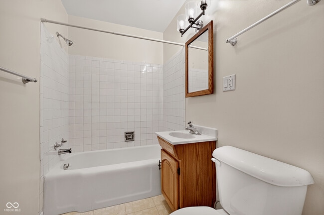 Building Photo - 3916 W 96th St