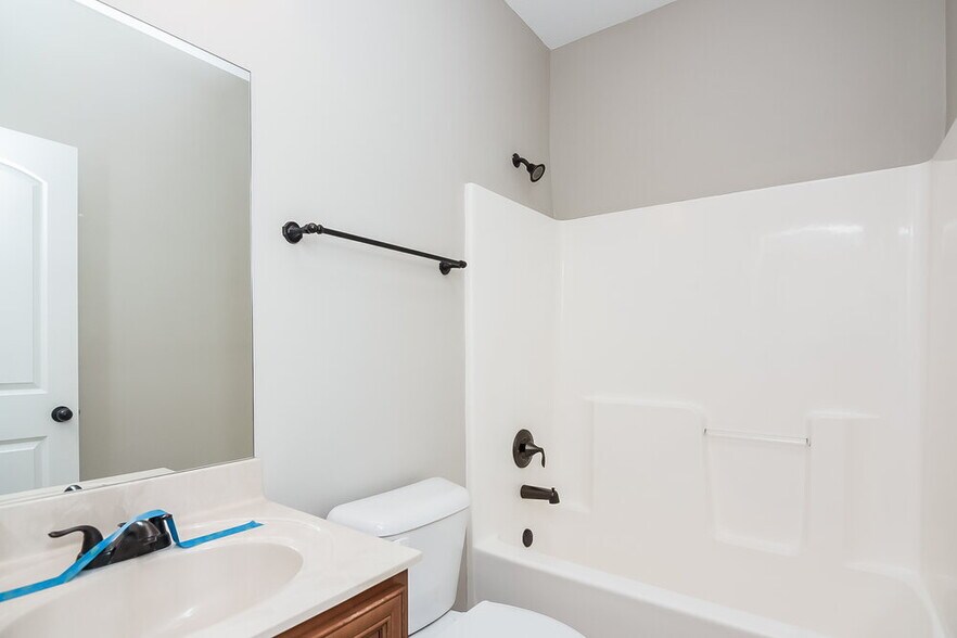 Building Photo - 9301 Chastain Pl