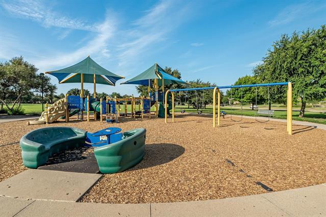 Building Photo - 11668 La Grange Dr