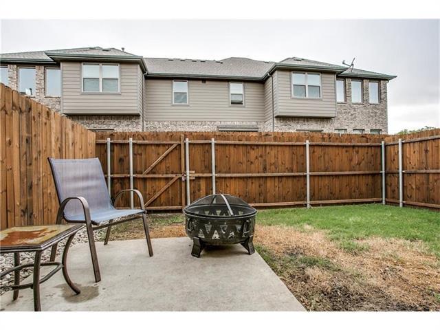 Building Photo - 929 Jamesville Ln