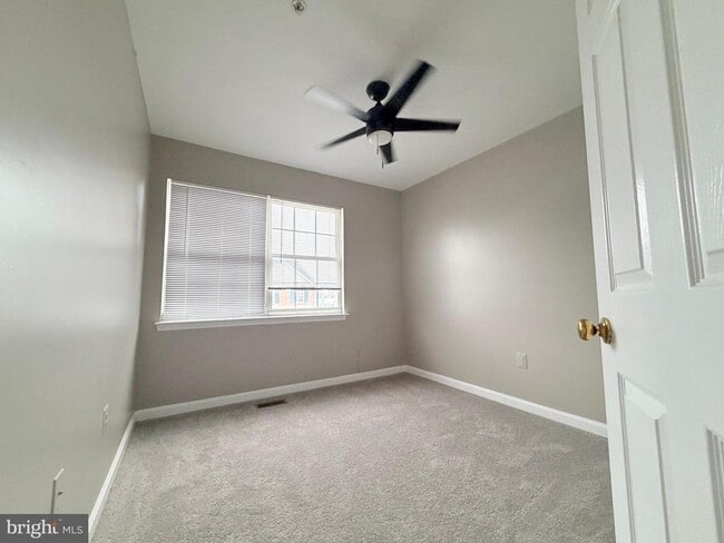 Building Photo - 4805 Cowslip Ct