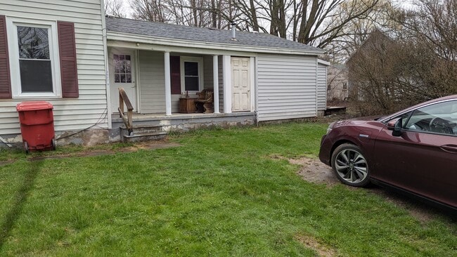 Building Photo - 3982 Church St