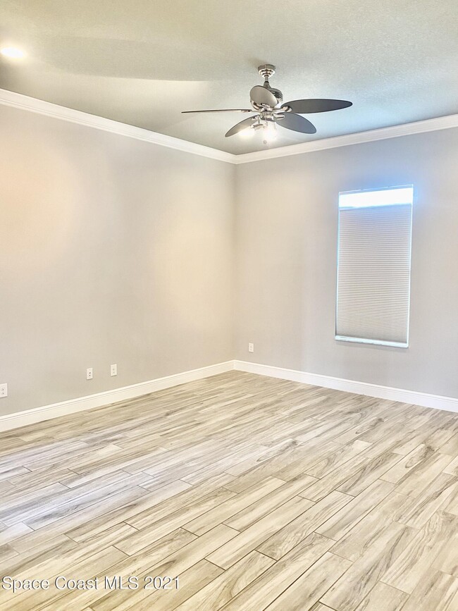 Building Photo - 2715 Vuldarno Ln