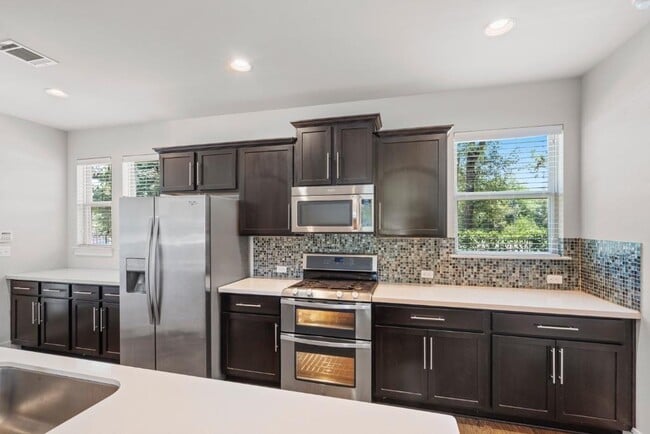 Building Photo - 11229 Avery Station Loop