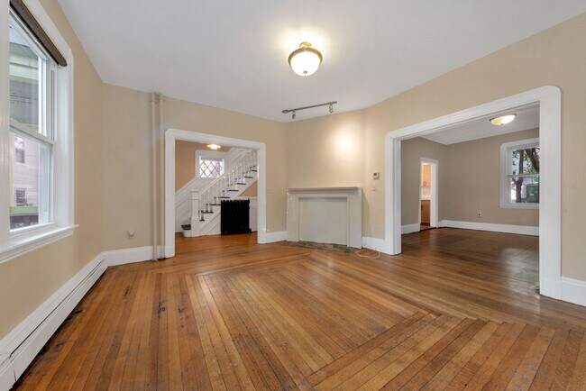 Building Photo - 6 Murdock Terrace