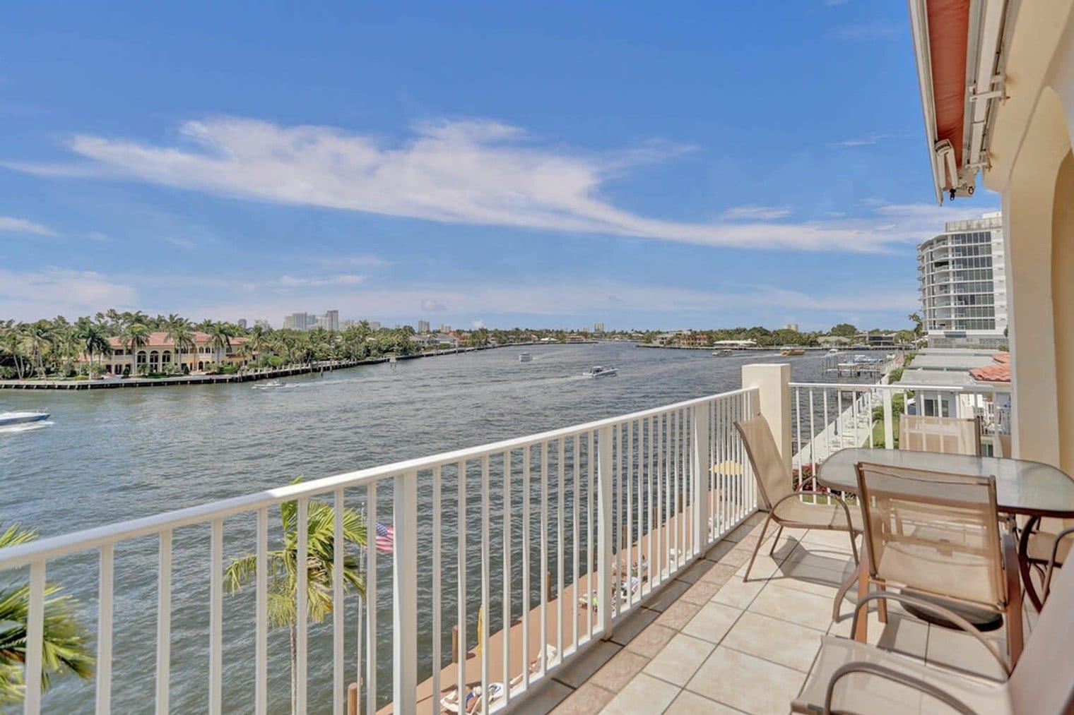 Building Photo - 2908 Bayshore Dr