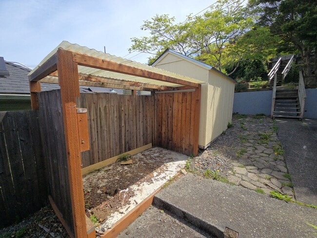 Building Photo - Beautifully remodeled 2BD/1BA Scotia home