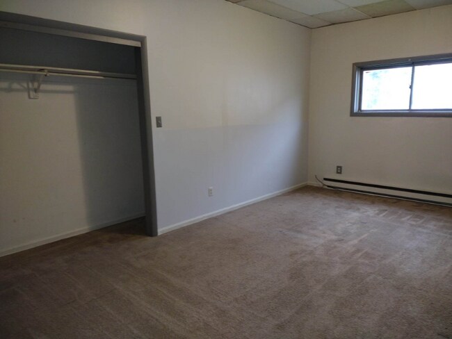 Building Photo - 51 S Salem-Warren Rd