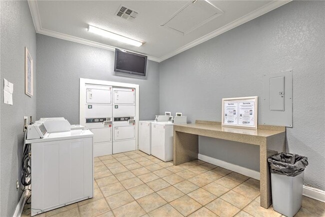 Building Photo - 13304 Sanctuary Cove Dr
