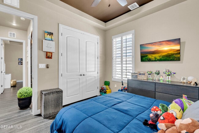 Building Photo - 14812 Long Shadow Ave