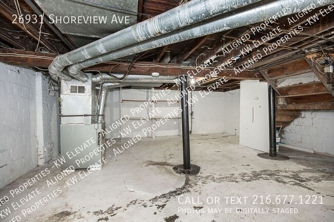 Building Photo - 26931 Shoreview Ave