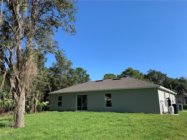 Building Photo - 4055 Union Ln