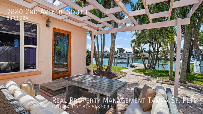 Building Photo - ***Beautiful St Pete Waterfront Home***