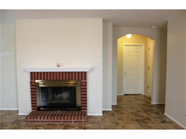 Building Photo - 1806 Lloydminister Way