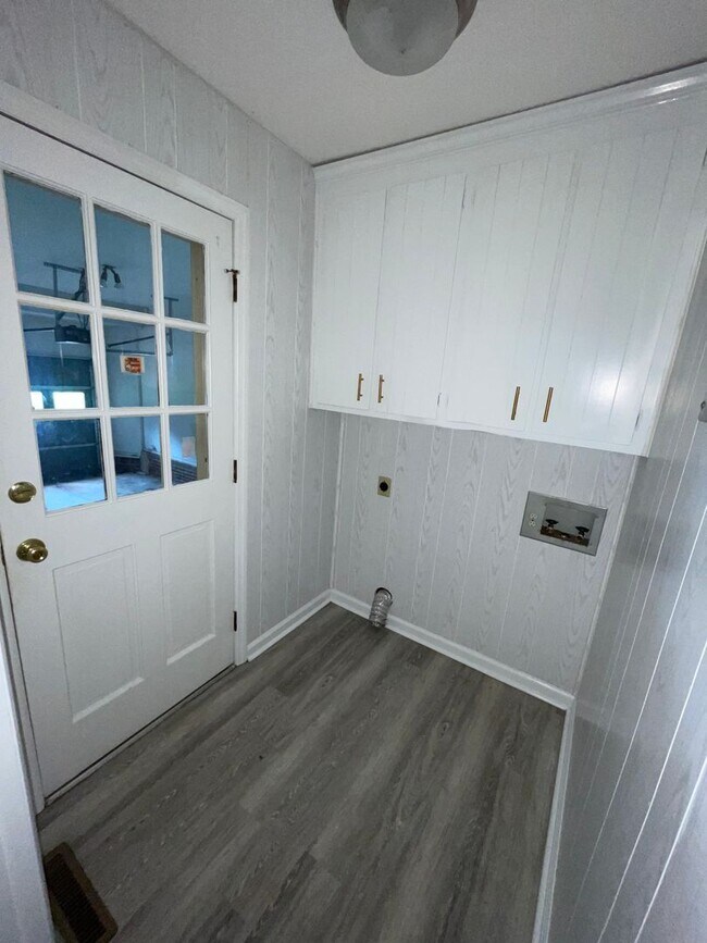 Building Photo - 1506 Scotty Dr