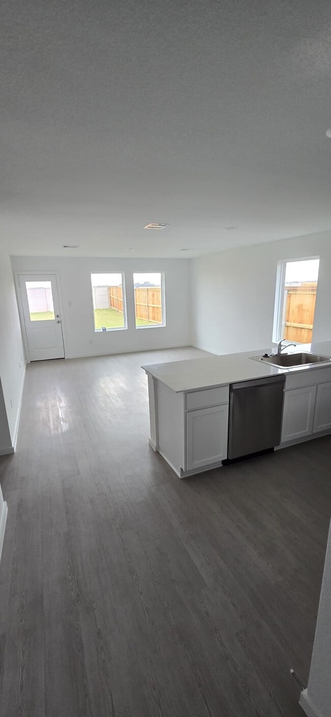 Building Photo - 26523 Pampas Grass Ln