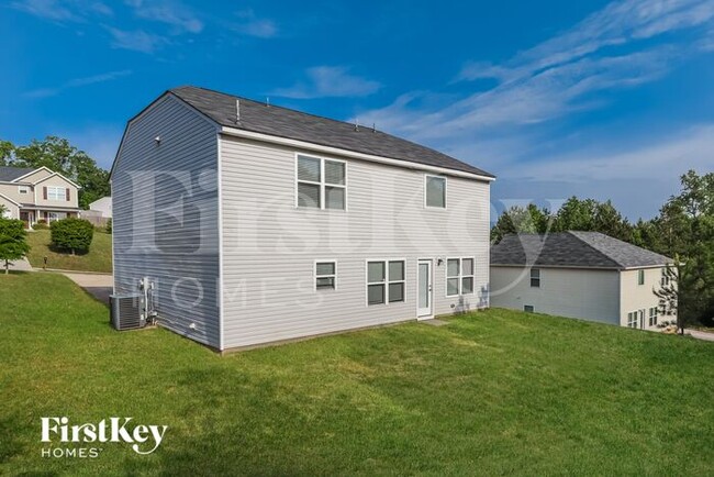 Building Photo - 260 Heaton Dr