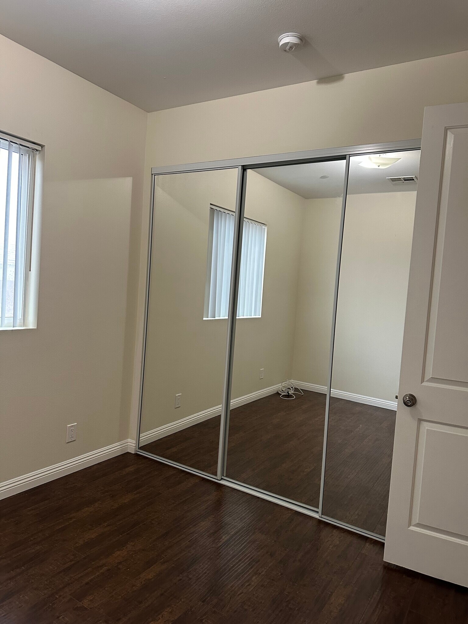 Building Photo - 14343 Tiara St