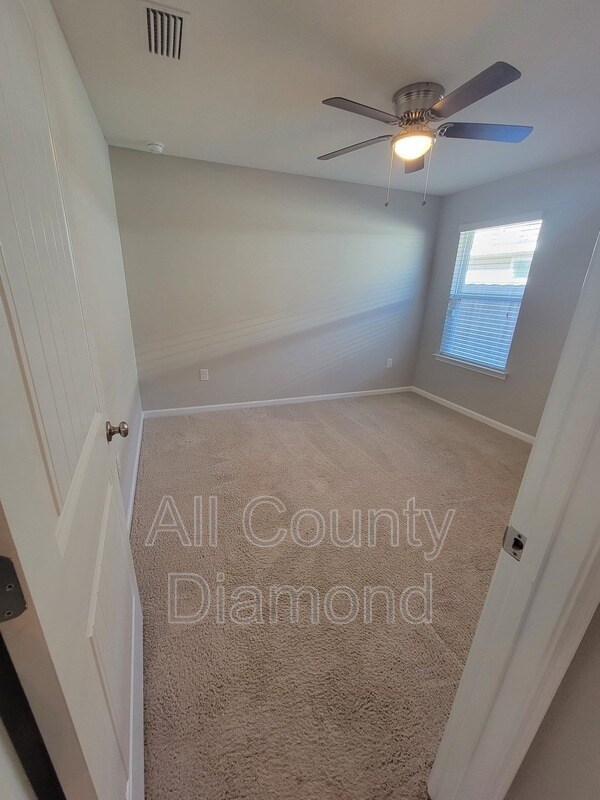 Building Photo - 4711 Windsor Park Ln