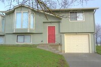 Building Photo - Nora Duplex*