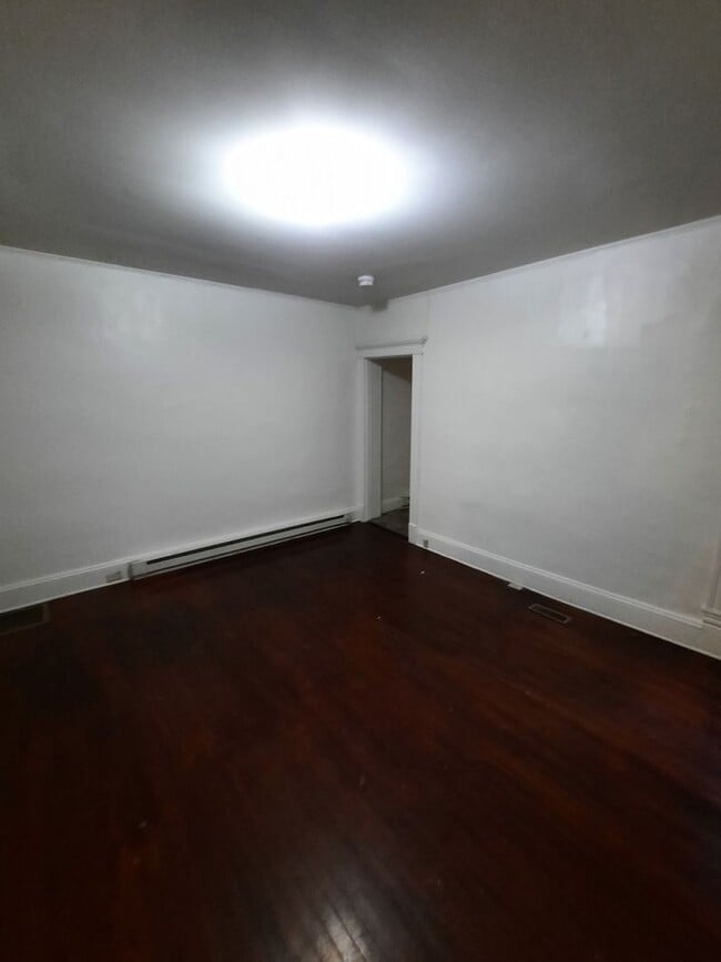 Building Photo - 2820 Guilford Ave