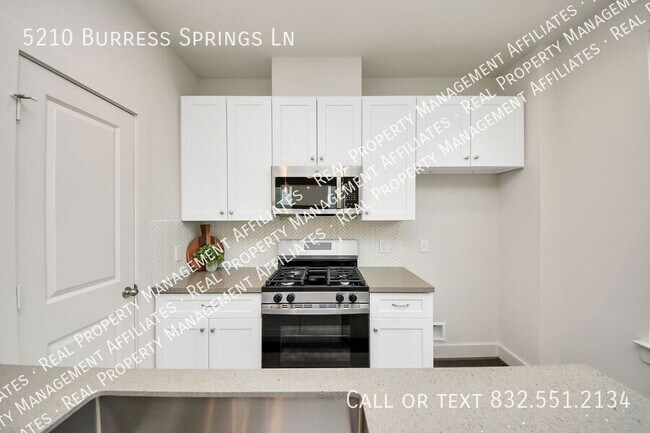 Building Photo - 5210 Burress Springs Ln