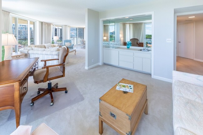 Building Photo - Annual Rental Available Now!!! Stunning 2BR/3BA 9th Floor Condo, Turnkey, Furnished
