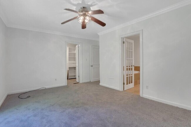 Building Photo - 611 Peachtree Battle Ave NW