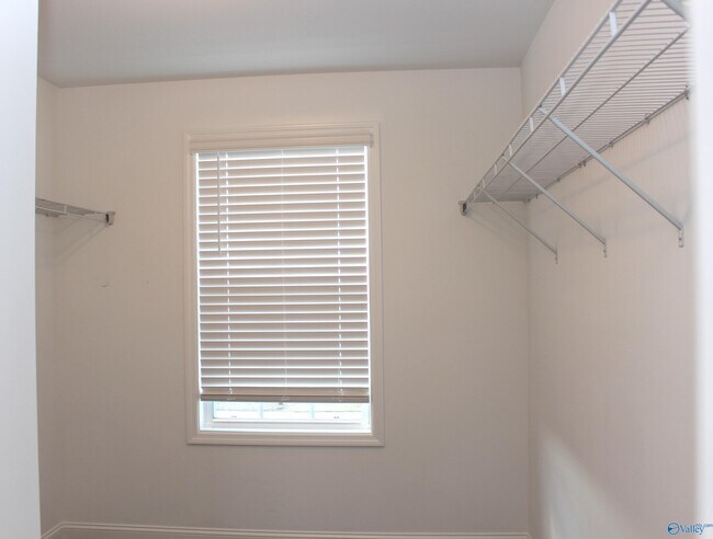 Building Photo - 114 Bella May Ln