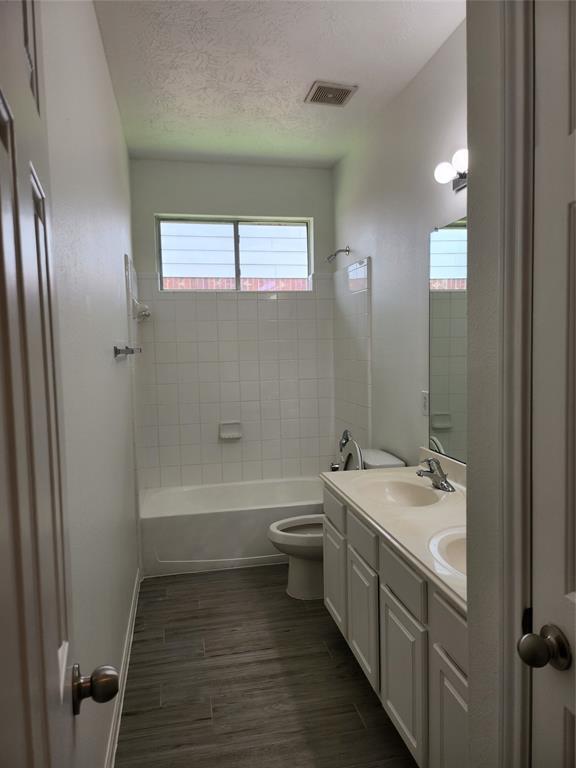 Building Photo - 25608 Thornhill Creek Ct