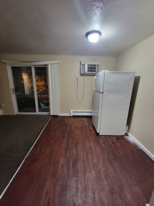 Building Photo - 13540 Superior Rd