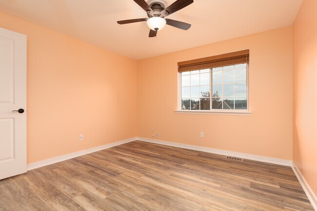 Building Photo - 8529 199th St Ct E