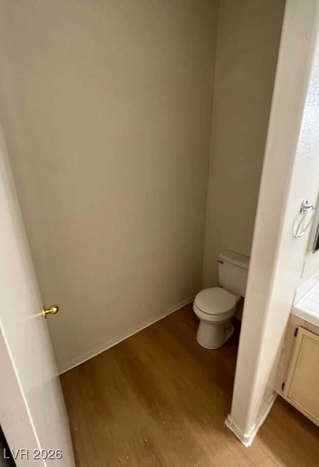 Building Photo - 2110 Los Feliz St