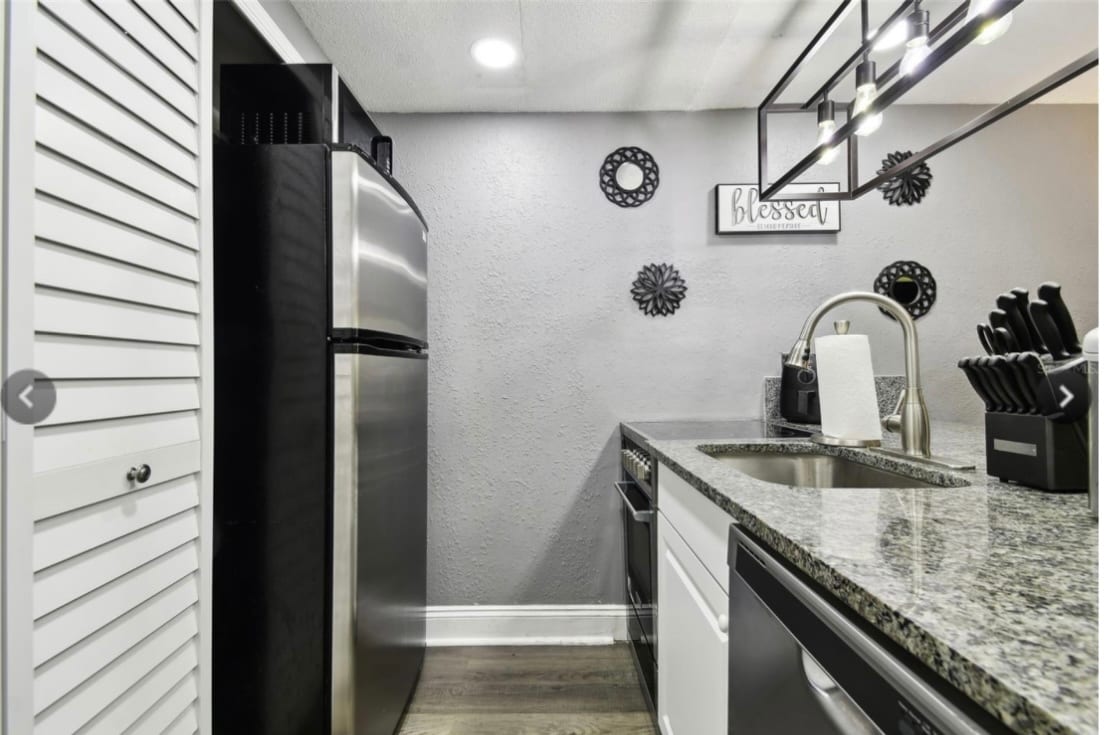 Building Photo - 36750 US Highway 19 N