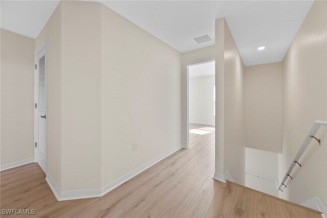 Building Photo - 15484 Wildflower Cir