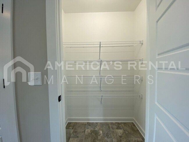 Building Photo - Home for Rent in Talladega, AL!!!