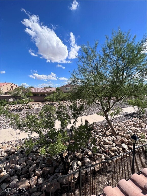 Building Photo - 7701 W Robindale Rd