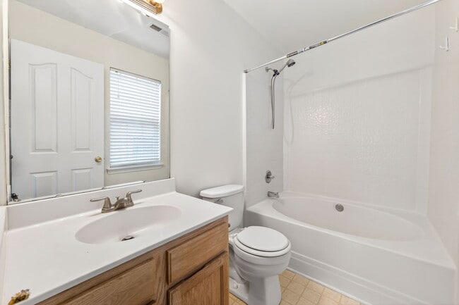 Building Photo - 4352 Bubbling Brook Ct