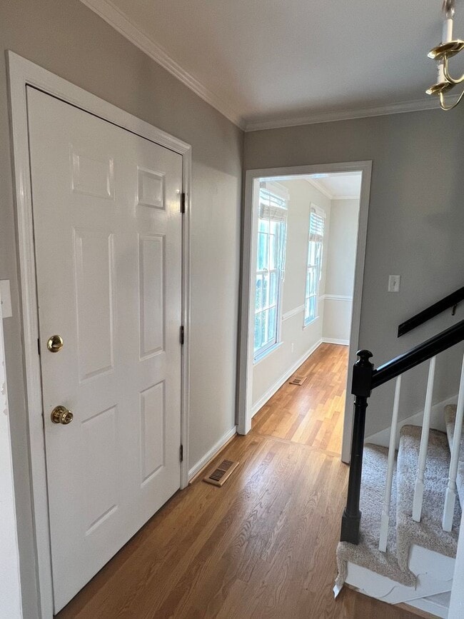 Building Photo - 2508 Crosstimbers Terrace