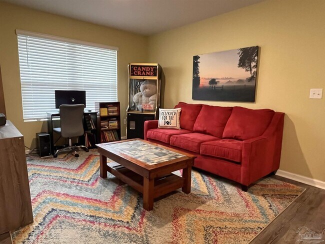 Building Photo - 5375 Peach Dr